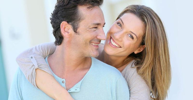 testosterone-injection-therapy-2 a happy couple after a man did testosterone injection therapy